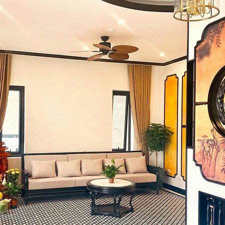 Lake Hotel Soc Son Ханой Экстерьер фото